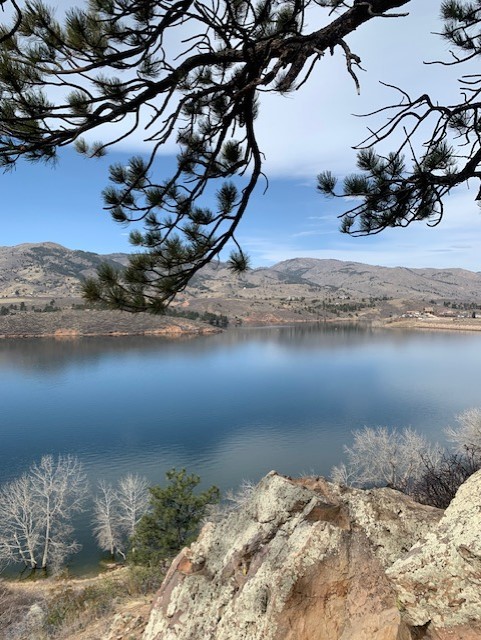 Beautiful+views+can+be+found+from+the+hiking+trails+up+near+the+Horsetooth+reservoir.+
