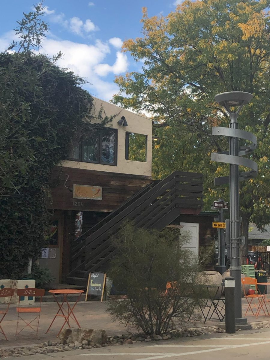 This is the front of The Alley Cat on a lovely fall day after lunch. 