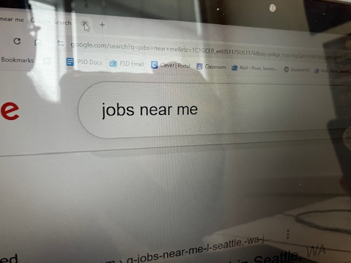 Since 2020, finding a job has become increasingly more difficult--especially for young people who have less experience. 
